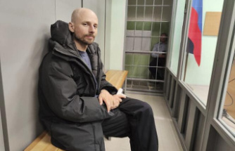 Journalist Sergei Karelin arrested in Russia for participating in creating videos for Alexei Navalny's team
