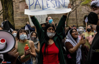 In the United States, clashes and arrests on campuses during rallies in support of Gaza